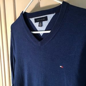 Tommy Hilfiger VNeck Sweater - Medium